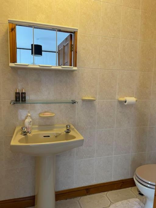 Sonas Seaside Apartment 골웨이 외부 사진