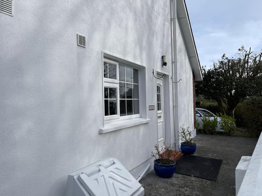Sonas Seaside Apartment 골웨이 외부 사진
